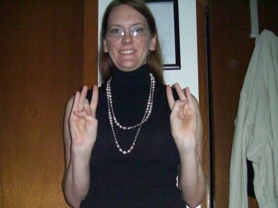 843 on two hands (in binary)