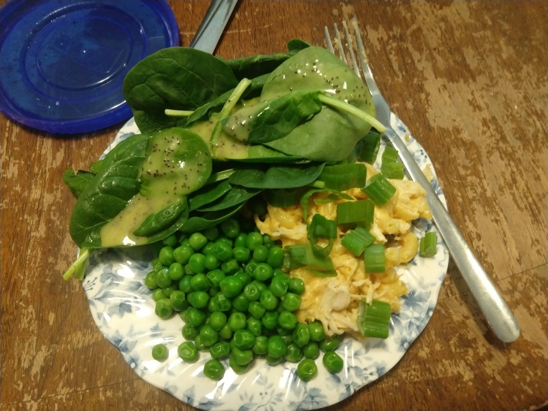 Buffalo Chicken Macaroni and Cheese, Spinach Salad, Peas